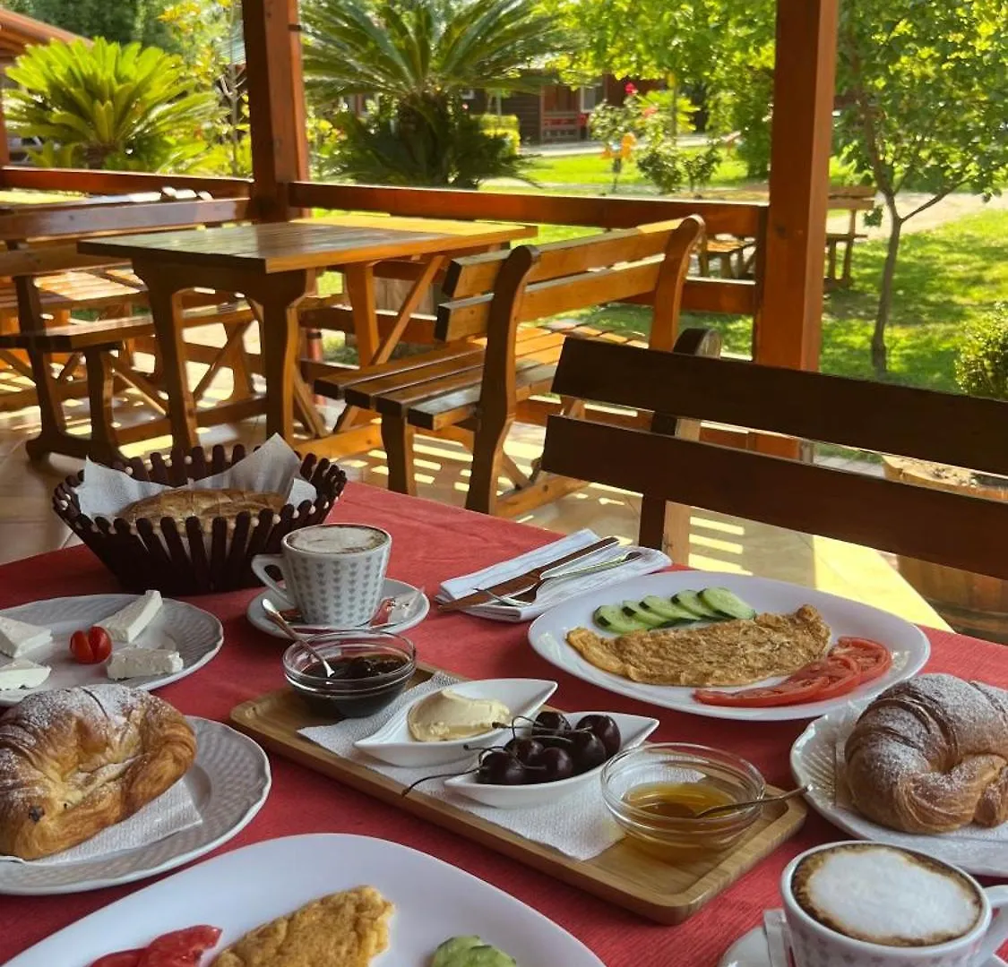 Kompleksi Turistik Leonardo Shengjin Albania