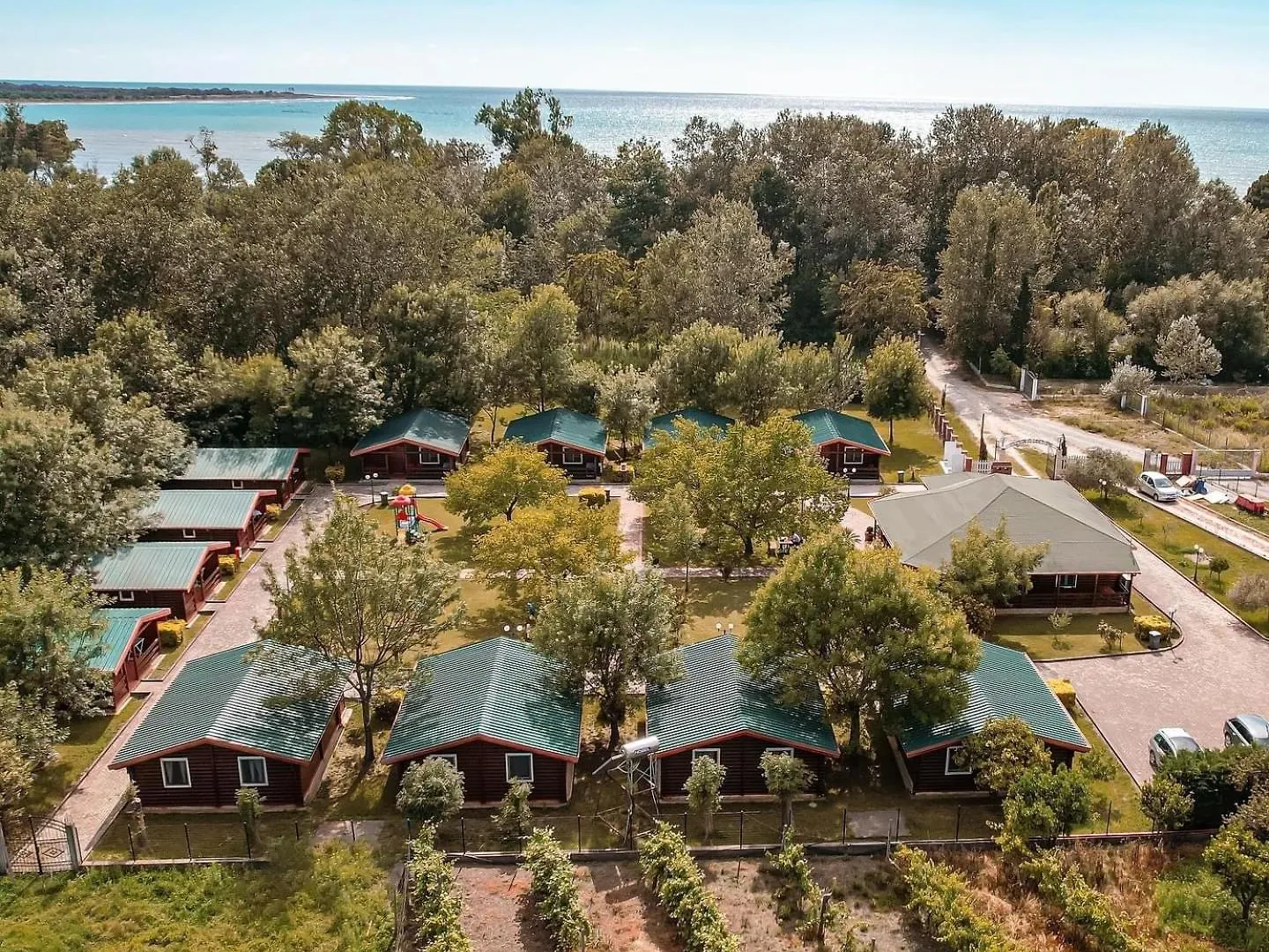 Kompleksi Turistik Leonardo Shengjin Chalet