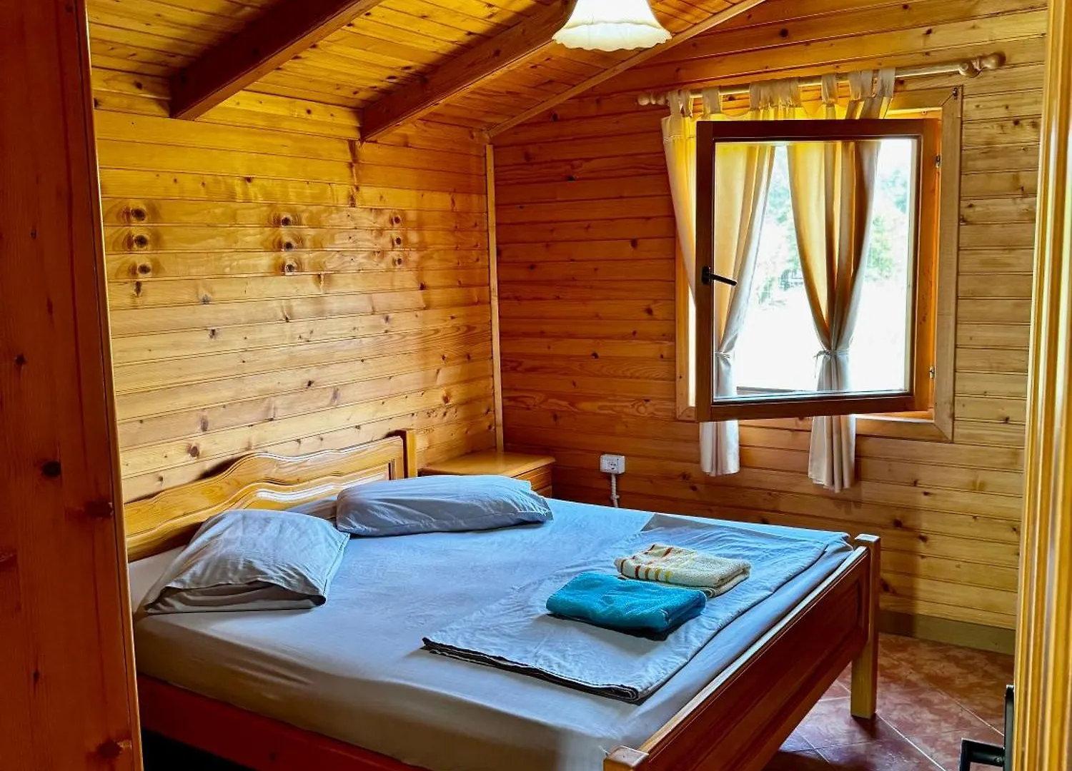 Kompleksi Turistik Leonardo Shengjin Chalet