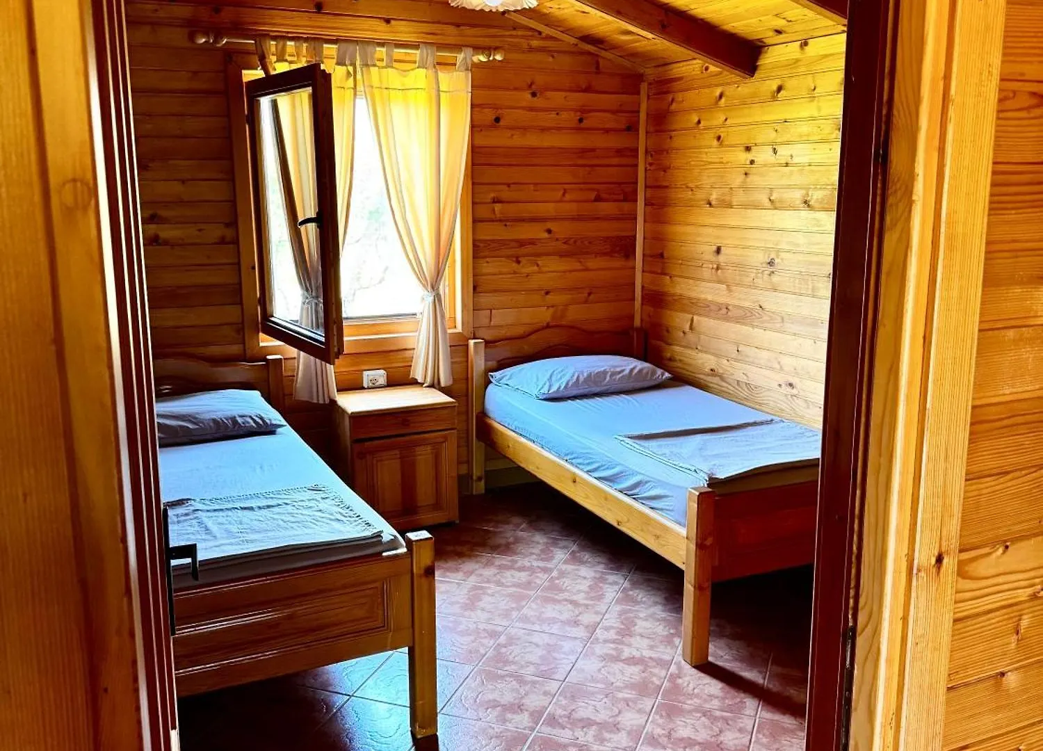 Chalet Kompleksi Turistik Leonardo Shengjin Albania